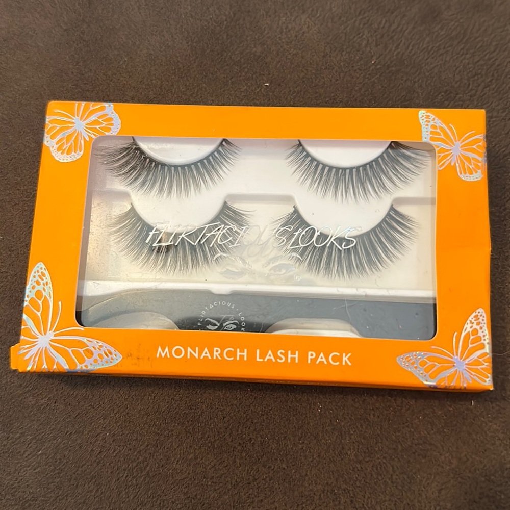 Eyelash set